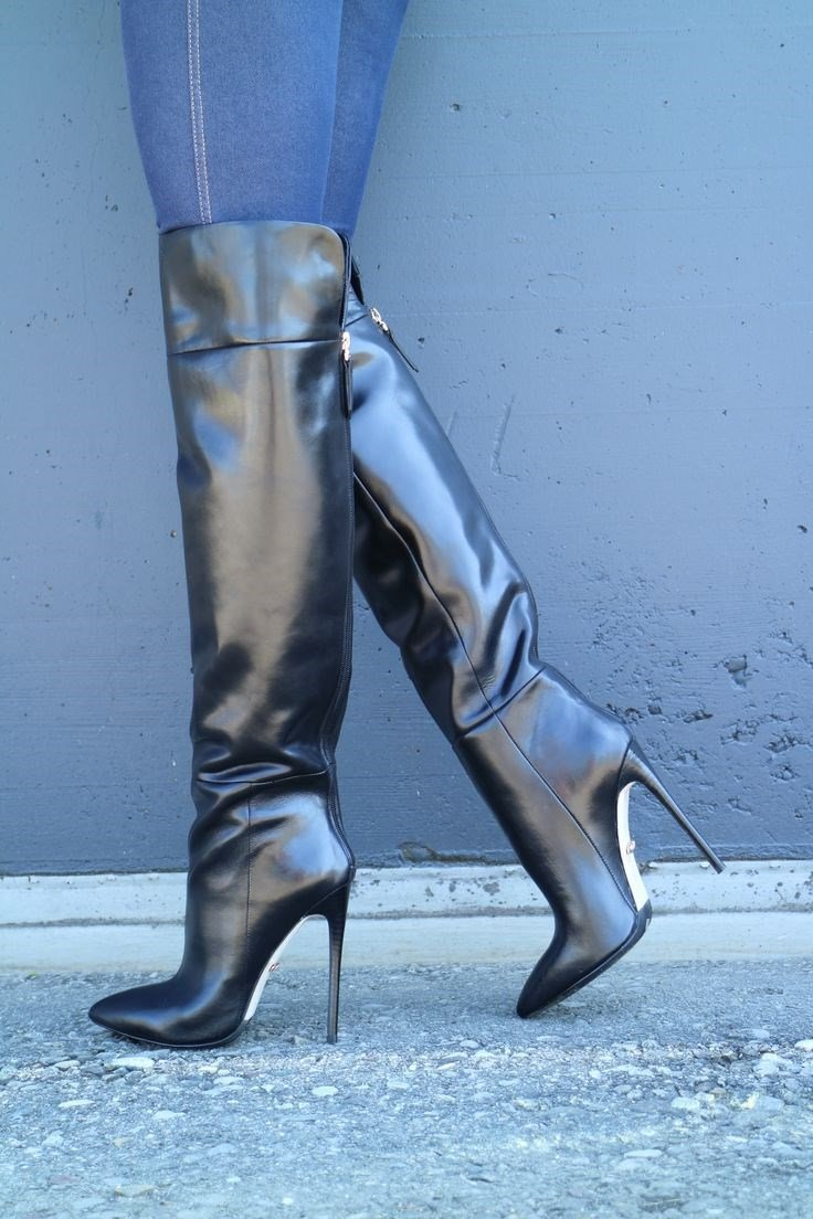 Black Pointed Toe Stiletto Heel Knee High Boots