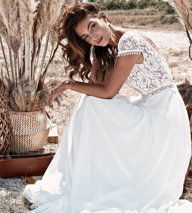 V-Neck Short Sleeves Backless Lace Long Boho Wedding Dress