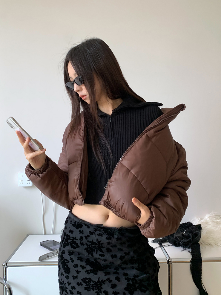 Stand Collar Front Zipped Cropped Puffer Jacket